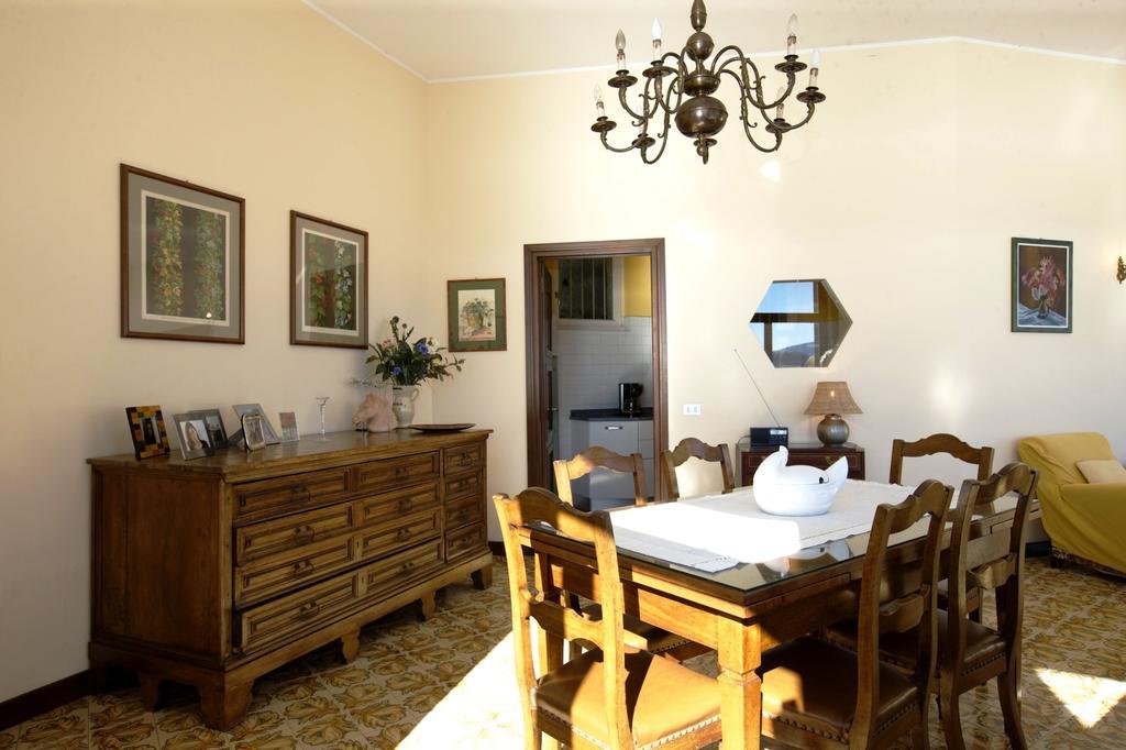 Villa Camelia Вербания Екстериор снимка