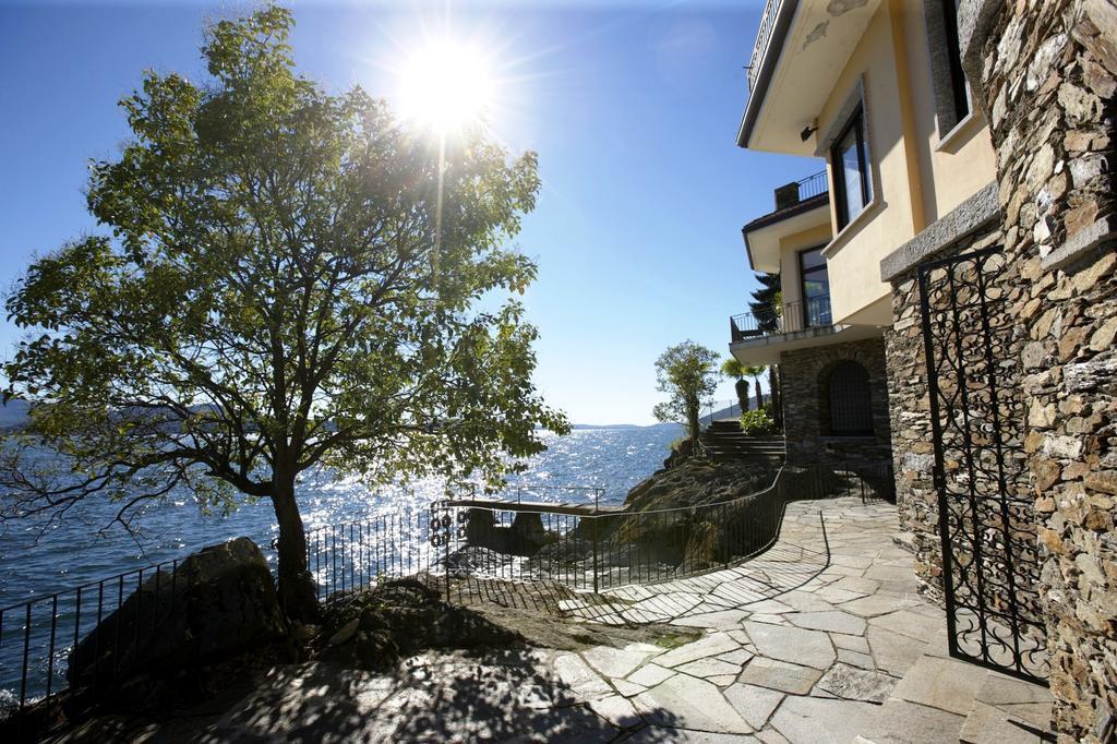Villa Camelia Вербания Екстериор снимка